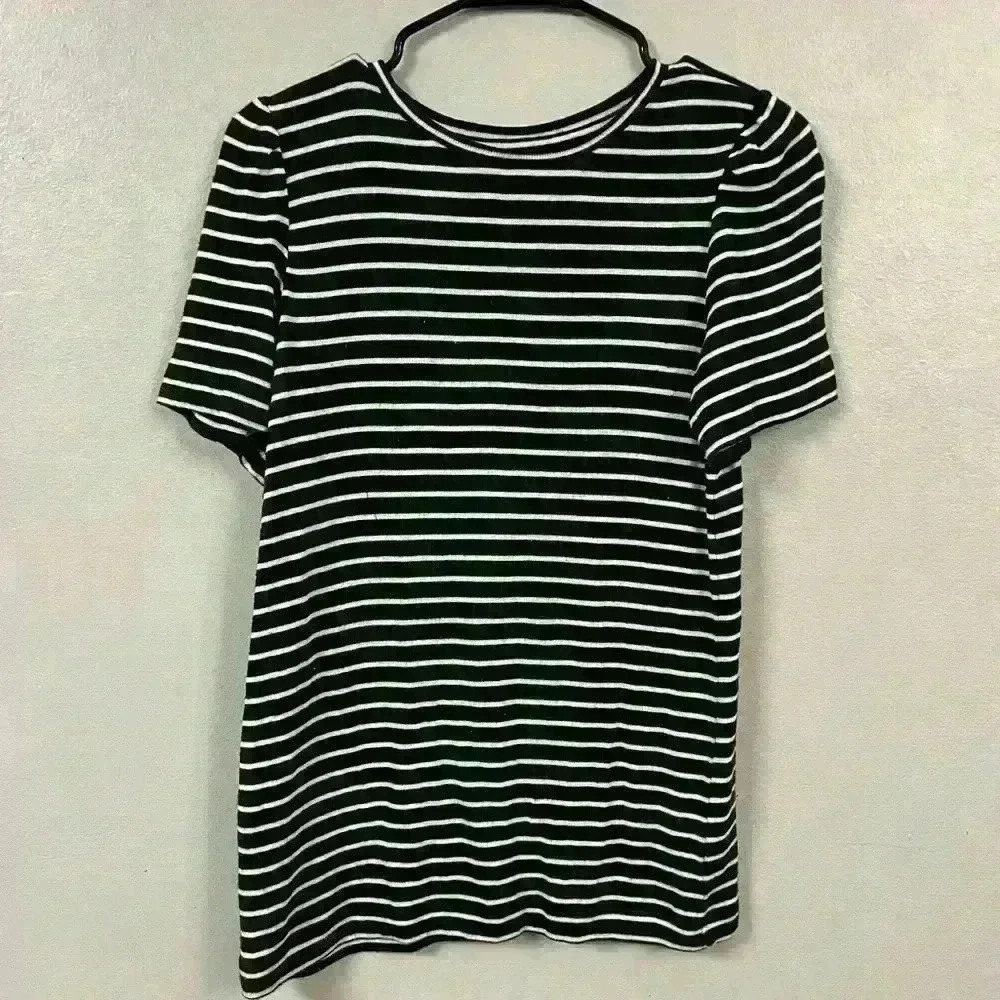 Loft green and white striped tee size petite small